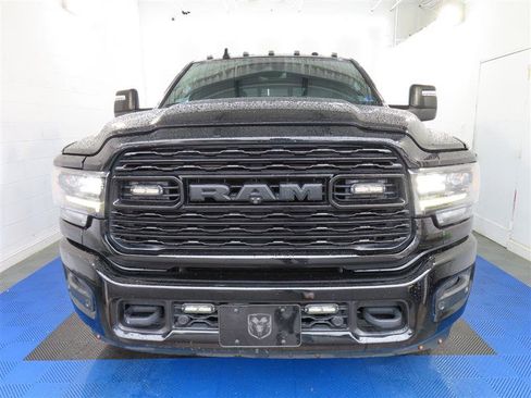 Used 2024 RAM 3500 Limited w/ Night Edition AWD/4WD image 3