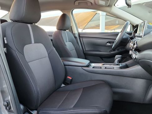 Used 2024 Nissan Sentra SV image 18