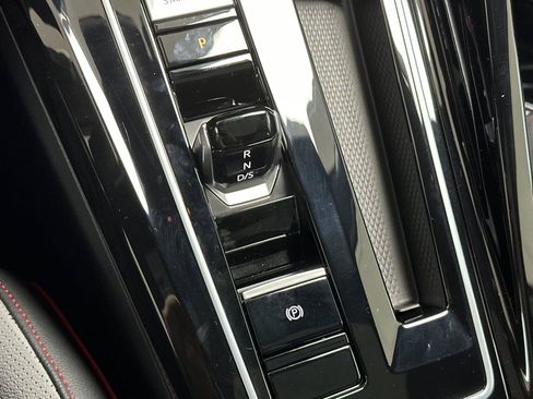 New 2026 Volkswagen GTI SE FWD image 21
