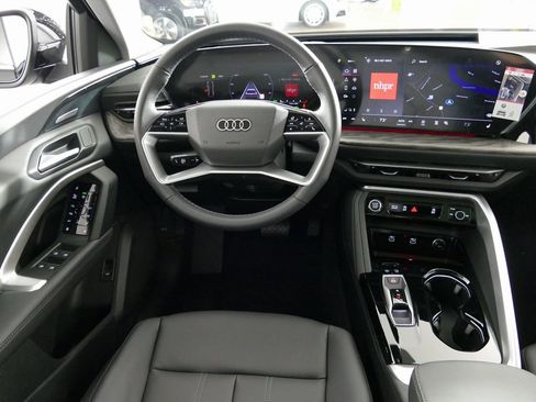 New 2025 Audi Q5 Premium Plus image 26