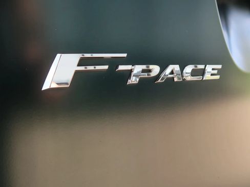 Used 2022 Jaguar F-PACE SVR AWD/4WD image 51