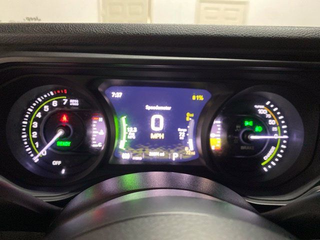 Used 2024 Jeep Wrangler Unlimited AWD/4WD image 10