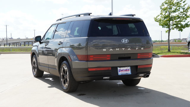 Used 2026 Hyundai Santa Fe SEL FWD image 9