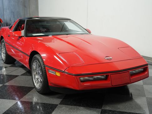 Used 1989 Chevrolet Corvette Coupe image 14