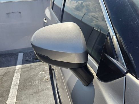 Used 2021 Nissan Rogue SL FWD image 10