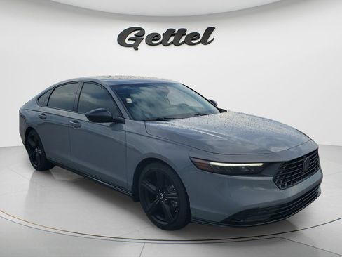 Used 2024 Honda Accord Sport image 3