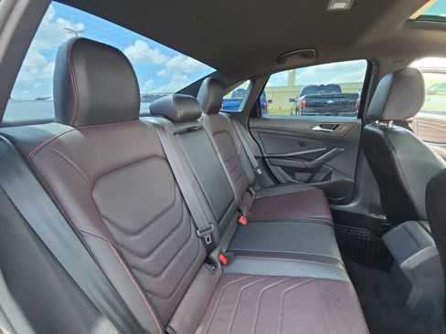 Used 2023 Volkswagen Jetta GLI Autobahn FWD image 30