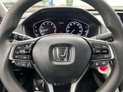 Used 2019 Honda Accord EX image 18