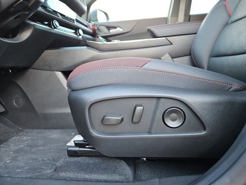 New 2026 Chevrolet Equinox RS w/ Convenience Package III image 28