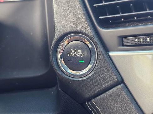 Used 2018 Chevrolet Tahoe LT AWD/4WD image 37