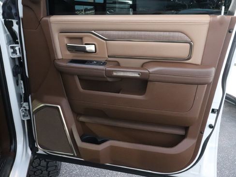 Used 2024 RAM 3500 Limited w/ Safety Group image 25