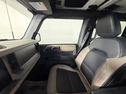 Used 2024 Ford Bronco Wildtrak AWD/4WD image 16