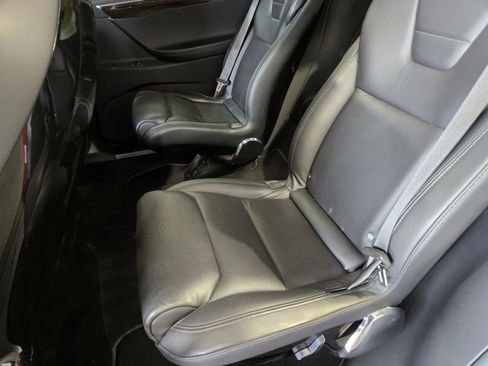 Used 2016 Tesla Model X 90D AWD/4WD image 10