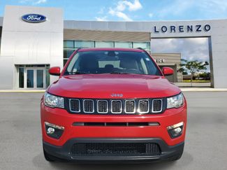 Used 2018 Jeep Compass Latitude video 2