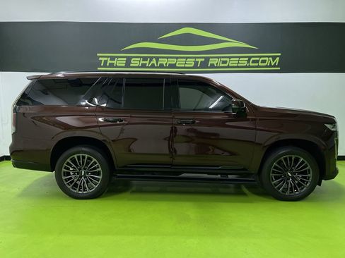 Used 2022 Cadillac Escalade Premium Luxury Platinum w/ LPO, Radiant Package RWD image 11