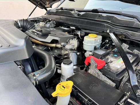 Used 2019 RAM 2500 Limited AWD/4WD image 50