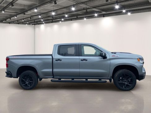 Used 2024 Chevrolet Silverado 1500 LT Trail Boss w/ LT Trail Boss Premium Package image 8