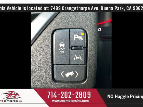 Used 2018 Chevrolet Tahoe LT image 41