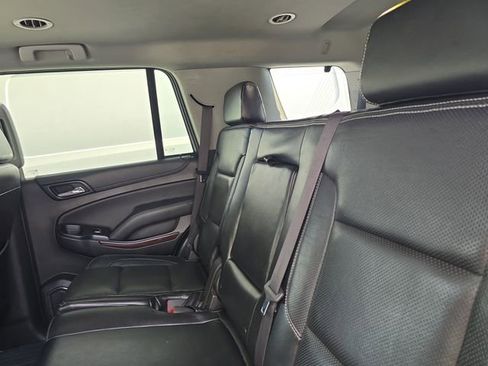 Used 2019 GMC Yukon SLE w/ SLE Value Package image 14