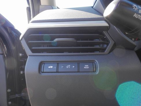 Used 2024 Nissan Altima 2.5 S image 21