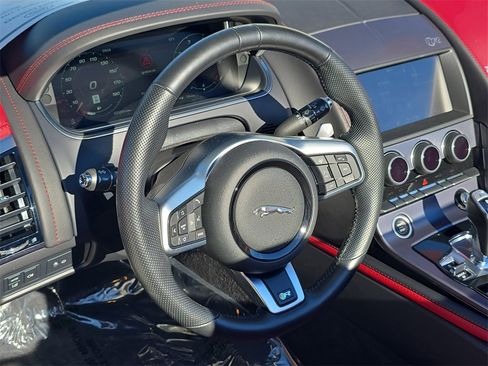 Certified 2022 Jaguar F-TYPE R image 14