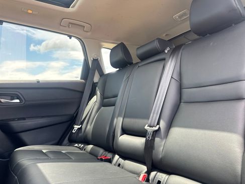 Certified 2023 Nissan Rogue SL w/ SL Premium Package FWD image 16