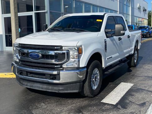 Used 2022 Ford F250 XLT AWD/4WD image 4