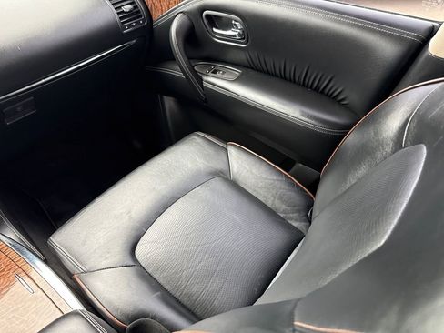 Used 2020 Nissan Armada Platinum w/ Captain's Chairs Package RWD image 16