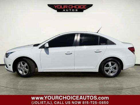 Used 2012 Chevrolet Cruze LT image 2