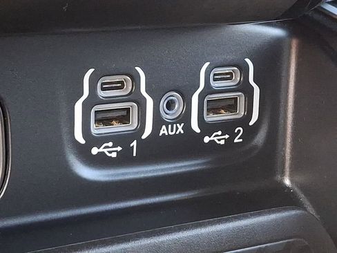 Used 2022 RAM 1500 Big Horn AWD/4WD image 26