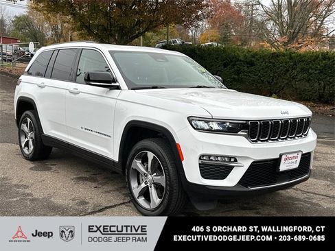 Used 2023 Jeep Grand Cherokee 4xe image 5