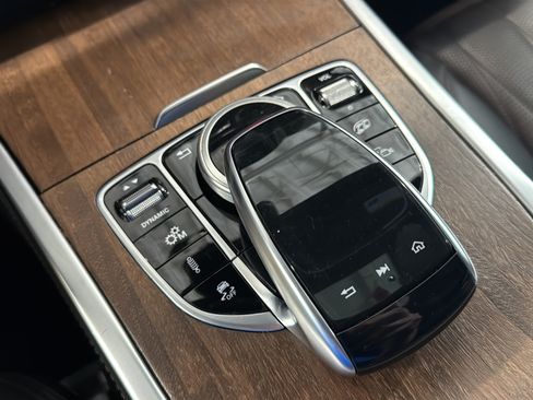 Certified 2020 Mercedes-Benz G 63 AMG 4MATIC image 46