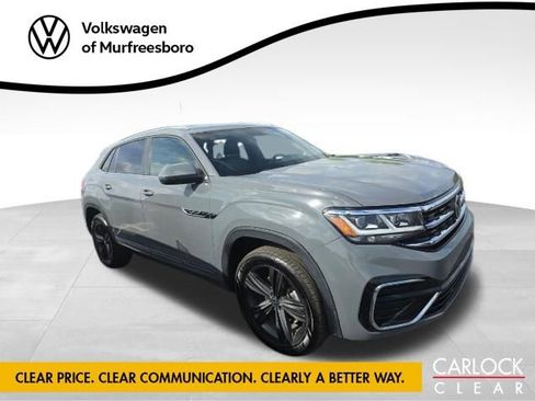 Used 2021 Volkswagen Atlas Cross Sport SE image 3