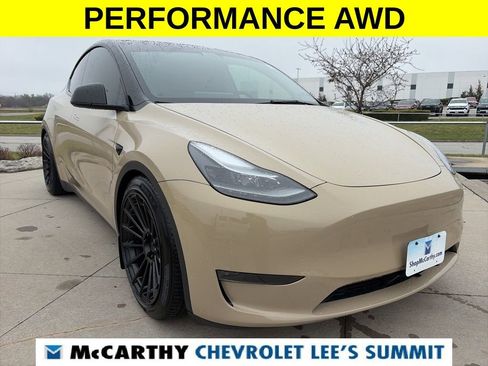 Used 2021 Tesla Model Y Performance image 2