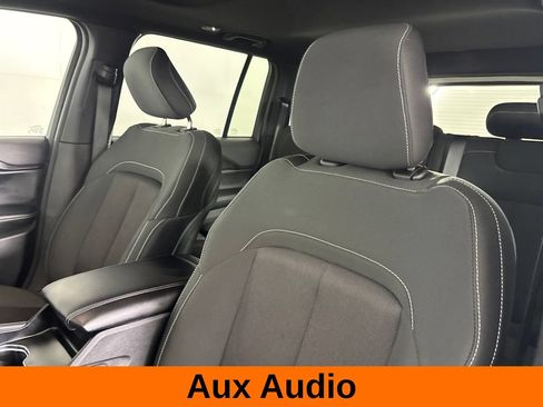 Used 2024 Jeep Grand Cherokee Laredo X w/ Luxury Tech Group I AWD/4WD image 14