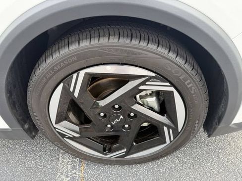 Certified 2025 Kia K4 EX FWD image 43