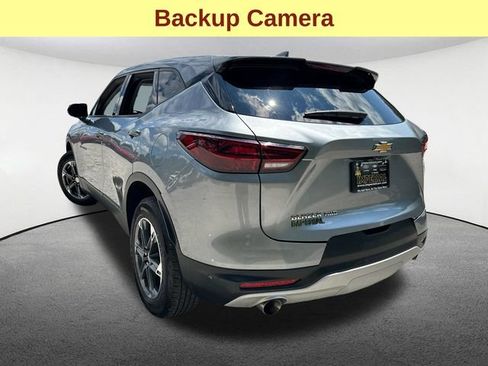 Used 2025 Chevrolet Blazer LT AWD/4WD image 10