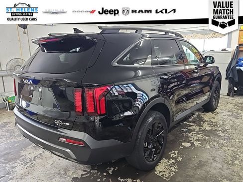 Used 2023 Kia Sorento S w/ Panoramic Sunroof Package AWD/4WD image 7