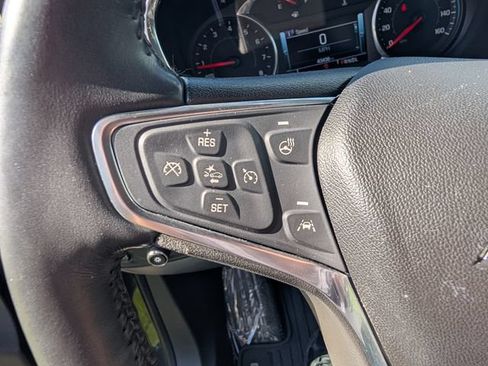 Used 2018 Chevrolet Equinox Premier FWD image 15