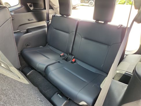 Used 2024 Mitsubishi Outlander SEL FWD image 40