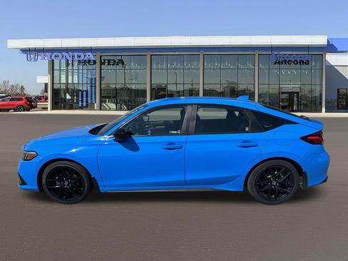 Used 2024 Honda Civic Sport image 2