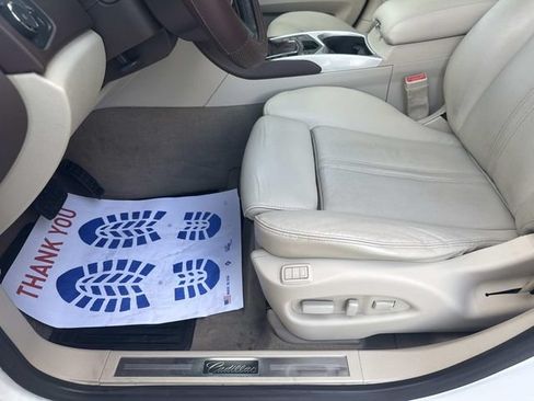 Used 2012 Cadillac SRX Performance FWD image 16