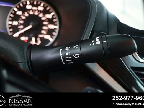 Certified 2024 Nissan Altima 2.5 SR w/ SR Premium Package FWD image 21