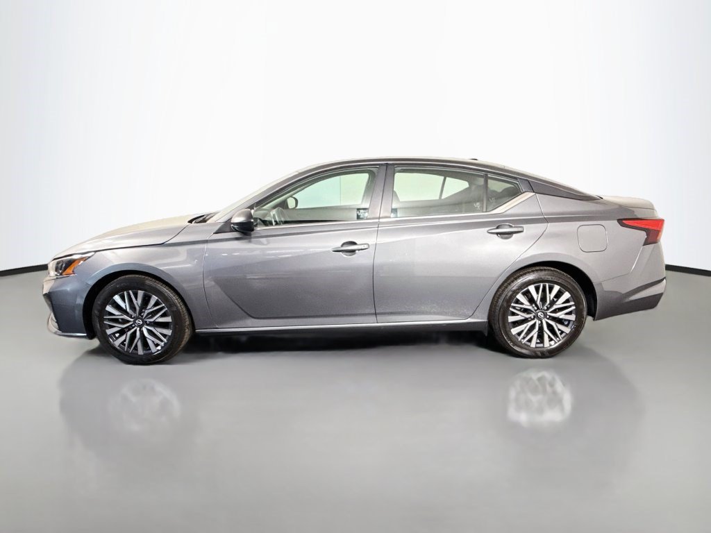 Used 2026 Nissan Altima 2.5 SV FWD image 6