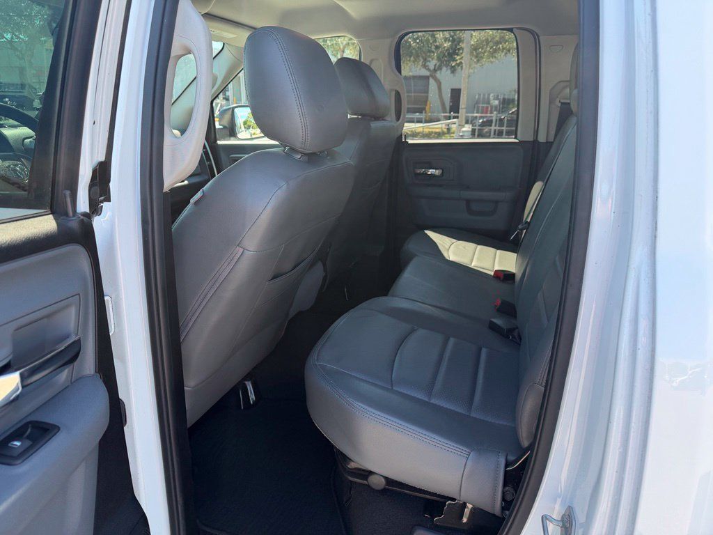 Used 2016 RAM 1500 Big Horn RWD image 11