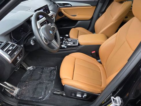 Used 2022 BMW X3 sDrive30i w/ M Sport Package 2 RWD image 9