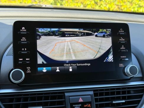 Used 2022 Honda Accord Sport image 14