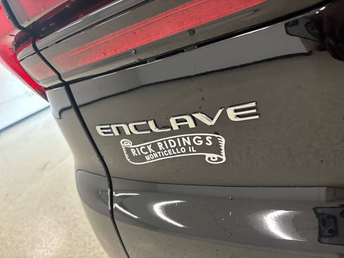 Used 2025 Buick Enclave Sport Touring w/ Power Package image 12