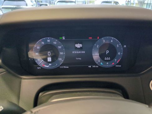 New 2026 Land Rover Range Rover Velar Dynamic SE AWD/4WD image 18