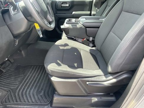 Used 2021 Chevrolet Silverado 1500 Custom Trail Boss AWD/4WD image 16